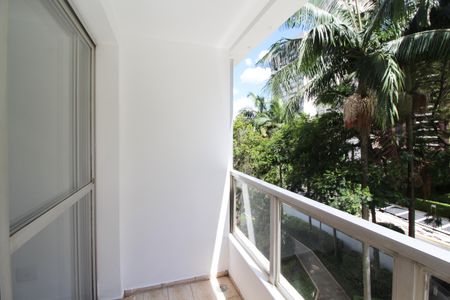 Apartamento para alugar com 70m², 1 quarto e 1 vaga Apartamento para alugar com 70m², 1 quarto e 1 vagaVaranda