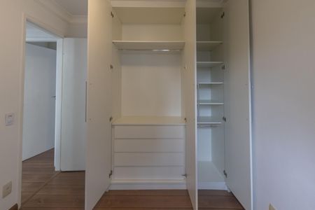 Apartamento à venda com 58m², 3 quartos e 1 vagaQuarto 2