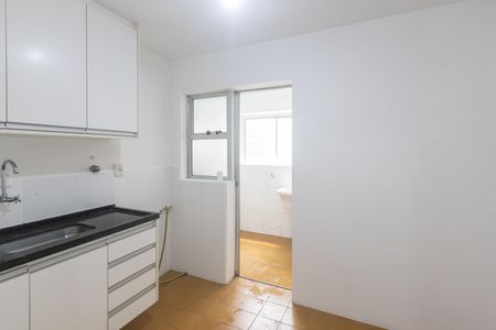Apartamento à venda com 58m², 3 quartos e 1 vagaÁrea de Serviço