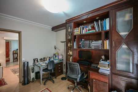 Apartamento à venda com 190m², 3 quartos e 3 vagasQuarto 2