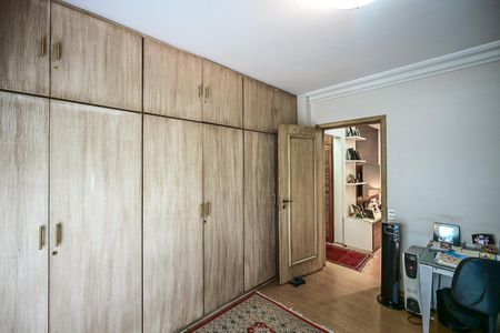 Apartamento à venda com 190m², 3 quartos e 3 vagasQuarto 2