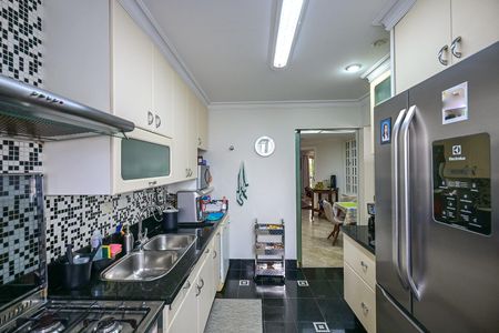 Apartamento à venda com 190m², 3 quartos e 3 vagasCozinha