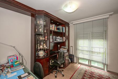 Apartamento à venda com 190m², 3 quartos e 3 vagasQuarto 2