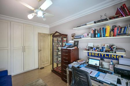 Apartamento à venda com 190m², 3 quartos e 3 vagasQuarto 1