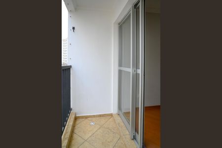Apartamento para alugar com 65m², 3 quartos e 1 vagaVaranda