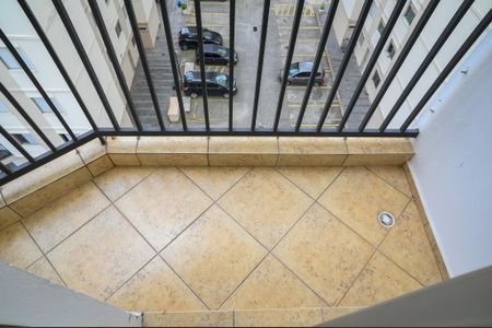 Varanda de apartamento para alugar com 3 quartos, 65m² em Jardim Botucatu, São Paulo