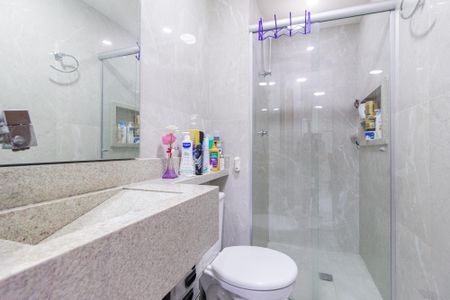 Apartamento para alugar com 38m², 2 quartos e 1 vaga Apartamento para alugar com 38m², 2 quartos e 1 vagaBanheiro