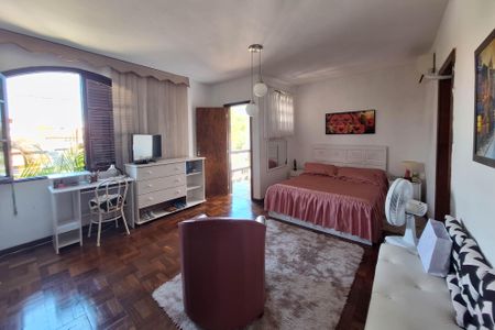 Casa à venda com 360m², 5 quartos e 3 vagasSuíte 3