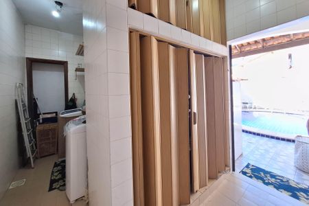 Casa à venda com 360m², 5 quartos e 3 vagasÁrea de Serviço