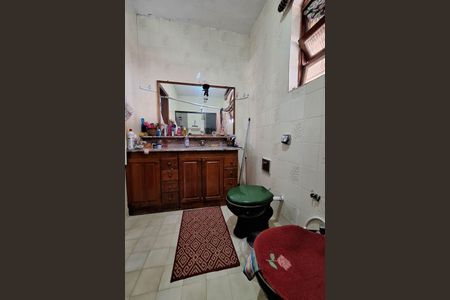 Casa à venda com 360m², 5 quartos e 3 vagasBanheiro da Suíte 3