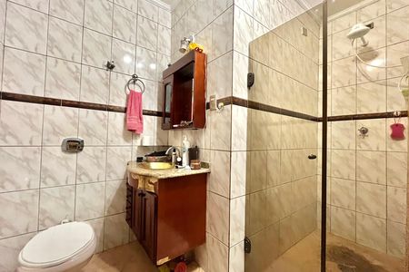 Casa à venda com 71m², 3 quartos e 2 vagas Casa à venda com 71m², 3 quartos e 2 vagasBanheiro