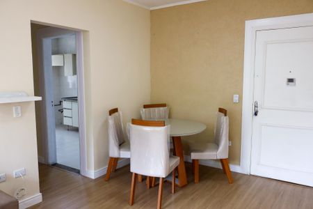 sala de apartamento para alugar com 2 quartos, 68m² em Centro, Osasco