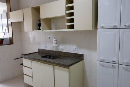 Apartamento para alugar com 68m², 2 quartos e 1 vagaCozinha