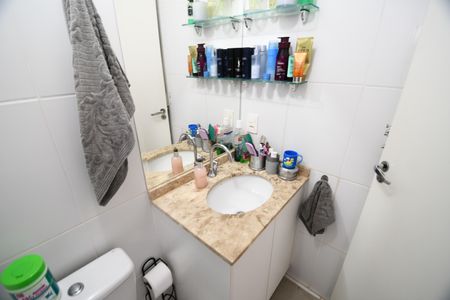 Apartamento à venda com 117m², 3 quartos e 2 vagasBanheiro Social