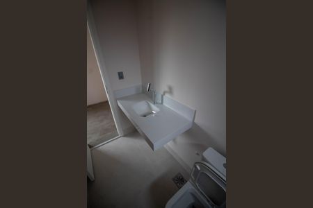 Casa de condomínio à venda com 185m², 3 quartos e 2 vagasBANHEIRO DA SUITE 2