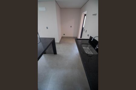 Casa de condomínio à venda com 185m², 3 quartos e 2 vagasCOZINHA