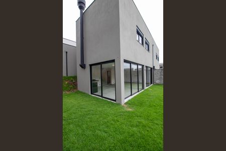 Casa de condomínio à venda com 185m², 3 quartos e 2 vagasÁREA EXTERNA FUNDOS