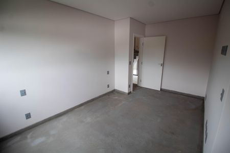 Casa de condomínio à venda com 185m², 3 quartos e 2 vagasSUITE 1