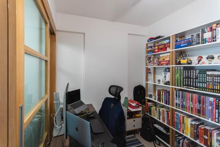 Apartamento à venda com 87m², 2 quartos e 2 vagasEscritório