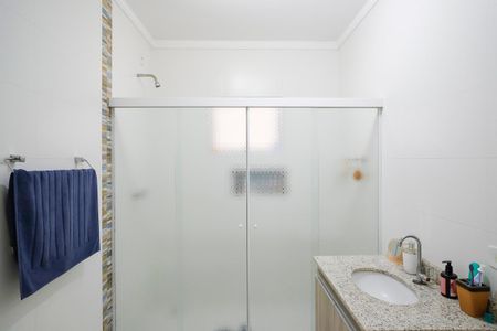 Casa à venda com 200m², 2 quartos e 3 vagasBanheiro