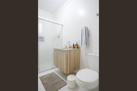 Casa à venda com 200m², 2 quartos e 3 vagasBanheiro