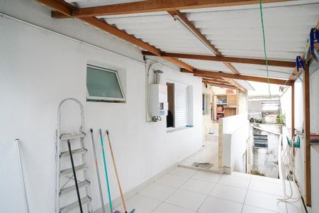 Casa à venda com 200m², 2 quartos e 3 vagasQuintal