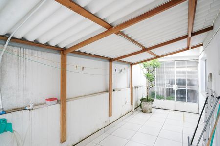 Casa à venda com 200m², 2 quartos e 3 vagasQuintal