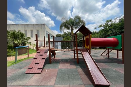 Casa de condomínio para alugar com 83m², 2 quartos e 2 vagas Casa de condomínio para alugar com 83m², 2 quartos e 2 vagasÁrea comum - Playground