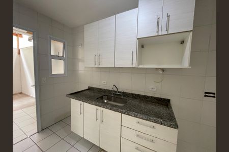 Casa de condomínio para alugar com 83m², 2 quartos e 2 vagas Casa de condomínio para alugar com 83m², 2 quartos e 2 vagasCozinha