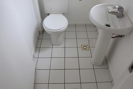 Casa de condomínio para alugar com 83m², 2 quartos e 2 vagas Casa de condomínio para alugar com 83m², 2 quartos e 2 vagasLavabo