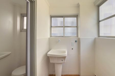 Apartamento à venda com 60m², 2 quartos e 1 vagaÁrea de serviço