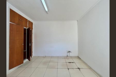 Casa à venda com 328m², 3 quartos e 2 vagas