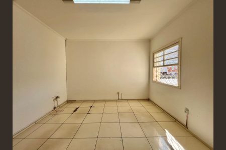 Casa à venda com 328m², 3 quartos e 2 vagas Casa à venda com 328m², 3 quartos e 2 vagasQuarto 1