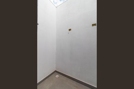 Casa de condomínio à venda com 120m², 3 quartos e 2 vagasÁrea de Serviço