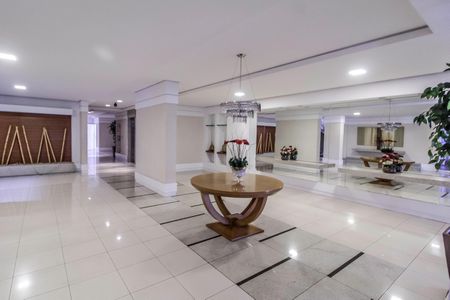 Apartamento para alugar com 128m², 3 quartos e 2 vagasHall social