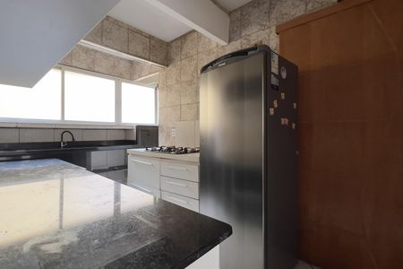 Apartamento para alugar com 49m², 3 quartos e 1 vaga Apartamento para alugar com 49m², 3 quartos e 1 vagaCozinha e Área de Serviço
