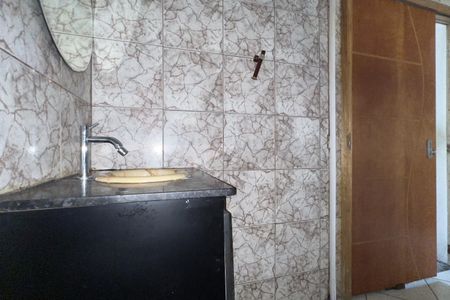 Banheiro de apartamento para alugar com 3 quartos, 49m² em Parque Cecap, Guarulhos