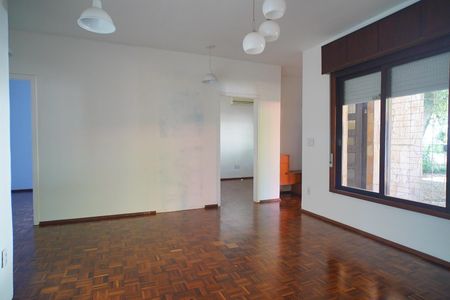 Sala de casa à venda com 7 quartos, 381m² em Três Figueiras, Porto Alegre