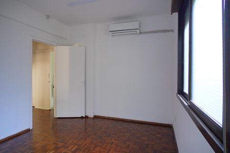 Casa à venda com 381m², 7 quartos e 2 vagasQuarto 1