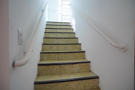 Casa à venda com 381m², 7 quartos e 2 vagasAcesso  as pátio  e garagem  e quartos.