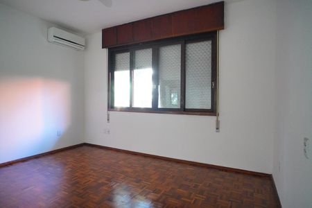 Casa à venda com 381m², 7 quartos e 2 vagasQuarto 4