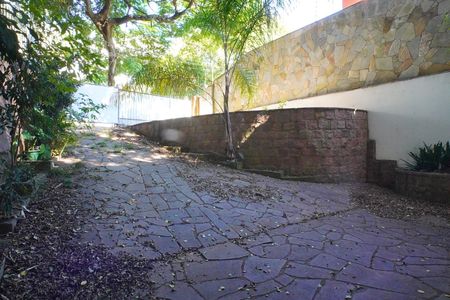 Casa à venda com 381m², 7 quartos e 2 vagasPátio 