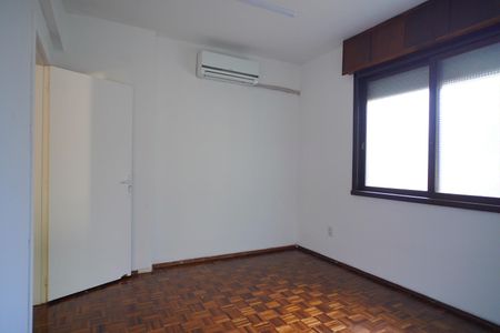 Casa à venda com 381m², 7 quartos e 2 vagasQuarto 1