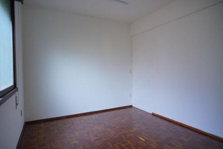 Casa à venda com 381m², 7 quartos e 2 vagasQuarto 1