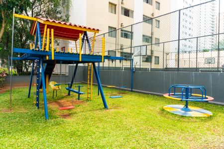 Apartamento para alugar com 70m², 2 quartos e 1 vagaÁrea comum - Playground