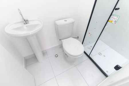 Apartamento para alugar com 29m², 2 quartos e sem vaga Apartamento para alugar com 29m², 2 quartos e sem vagaBanheiro