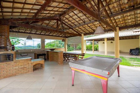 Casa de condomínio à venda com 569m², 5 quartos e 2 vagasÁrea gourmet