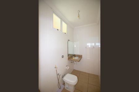 Casa de condomínio à venda com 569m², 5 quartos e 2 vagasLavabo