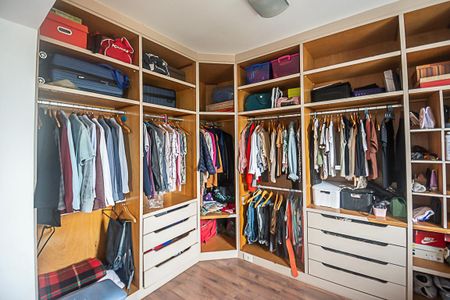 Apartamento à venda com 108m², 4 quartos e 3 vagasQuarto 2