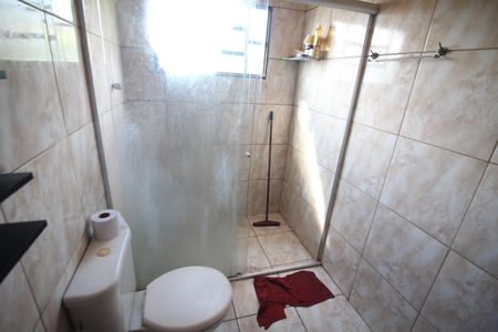 Casa à venda com 660m², 8 quartos e 5 vagasBanheiro 2